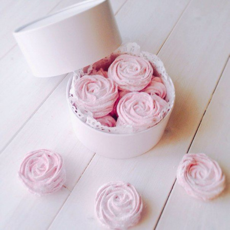 Коробка для выпечки круглая (шайба) 20•8 см Белая (окно, крышка+дно)