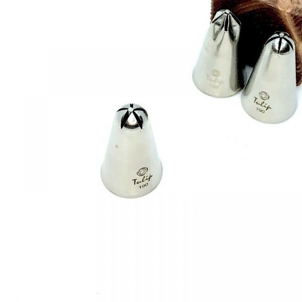 Кондитерская насадка звезда закрытый центр (прямые лучи) №190 Tulip™ | медиум размер Кондитерская насадка звезда закрытый центр (прямые лучи) №190 Tulip™ | медиум размер